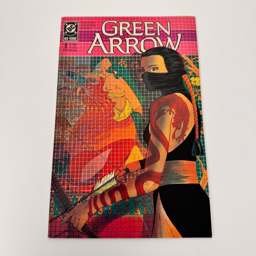 DC Comics Green Arrow Comic Book  Issue 9 Modern Age 1988 Vintage w/Board & Bag